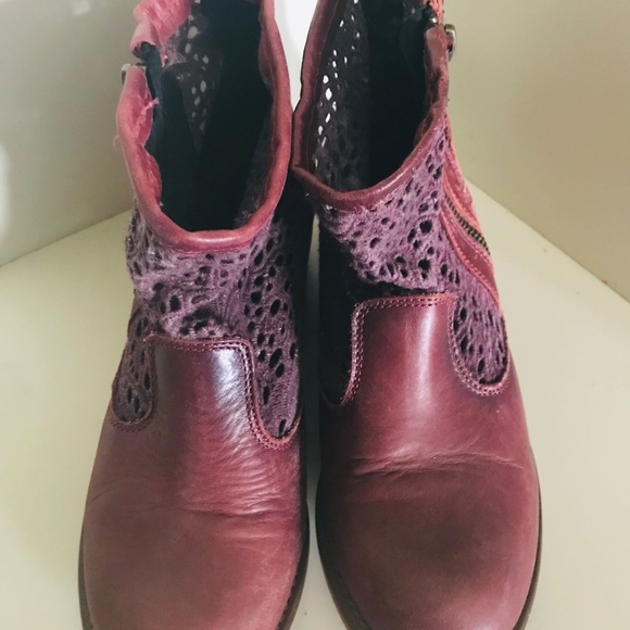 Maroon Booties - made in Spain - beautiful leather - Picture 3 of 8